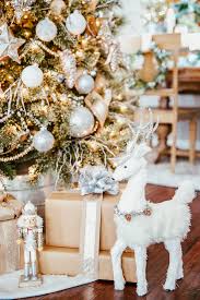 30pcs christmas balls ornaments,60mm gold&white painted shatterproof festive wedding hanging ornaments christmas tree decoration. Silver Gold Christmas Tree A Pumpkin And A Princess