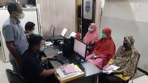 Check spelling or type a new query. Rugi Miliaran Emak Emak Mojokerto Laporkan Penipuan Berkedok Arisan Suara Jatim