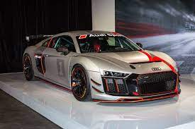 Audi Has Pulled The Covers Off Its Brand New Gt4 Spec Audi R8 Lms At The New York International Auto Show Https Www Germancarte Audi Sports Car Audi R8 Audi