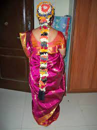 Jadai With Dry Fruits Flower Bridal Hairstyle Indian Wedding Indian Hairstyles Bridal Hair