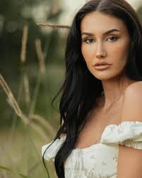 Congratulations to the beautiful @rubyblueartists Darcie Morris for booking  a cast role in an international feature film ❤️💙 This talented actress is  also about to qualify in stunt work! We love