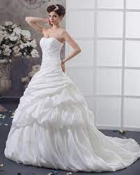 Oft kommen tüll, satin, spitze, organza, taft und mikado zum einsatz. Taft Ruschen Applique Gericht Reich Brautkleider Hochzeitskleid