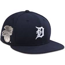 Detroit Tigers Metal Gamer 59fifty Fitted Cap By New Era Fitted Hats Hats Hats For Men