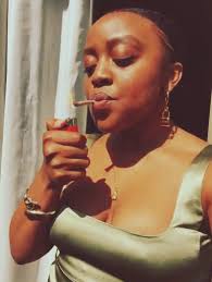 Smokin is a date 😭 I gotta see if I like u while I'm high 🥴