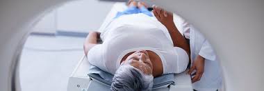 Die einsicht, dass das gehirn sitz kognitiver fähigkeiten ist, kann erstmals im antiken griechenland nachgewiesen werden, seine funktionsweise blieb jedoch bis zum ende des mittelalters weitgehend unbekannt. Wie Funktioniert Eine Mrt Stiftung Gesundheitswissen