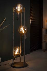 Die eine lampe möchte ich mittels zweier dimmer bedienen. Gluhbirnen Stehlampe Lampe Mit Mehreren Gluhbirnen In 2020 Stehlampe Wohnzimmer Stehlampe Coole Stehlampen