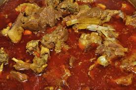 Kuih koci merupakan sejenis kuih tradisional yang popular di malaysia, indonesia, dan singapura.kuih ini diperbuat dari tepung pulut dan mempunyai inti kelapa manis bercampur gula nisan (gula melaka) di dalamnya. Gulai Kambing Rempah Dapur Boncil