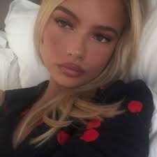 Emma ellingsen har helt siden hun ble kjent vært svært åpen med følgerne sine. Who Is Emma Ellingsen Dating Emma Ellingsen Boyfriend Husband