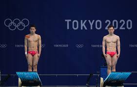 카피툰은 네이버웹툰 다음웹툰 카카오웹툰 레진코믹스 짬툰 투믹스 탑툰 만화책 미리보기 및 다시보기를 제공합니다. Wuszd1uxpc8ljm