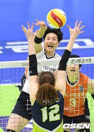 팬들 사이에서 배우 천우희 를 닮았다는 말을 많이 듣는다. ê¹€í¬ì§„ ê°ë…ë‹˜ê»˜ì„œ ë‚˜ë¥¼ ë½'ì•„ì£¼ì‹  ë¶„ëª…í•œ ì´ìœ  ìžˆë‹¤ê³  ìƒê° ì¸í„°ë·° ë„¤ì´íŠ¸ë‰´ìŠ¤