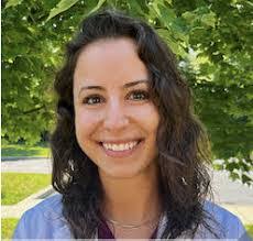 Sandra Elder's Instagram, Twitter & Facebook