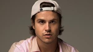 Découvrez Carl avec un C, le clown d'OD Chez nous