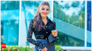 EXCLUSIVE: Youll always find Bollywood music on my playlist, says Turkish  star Hande Erçel | Hindi Movie News - Times of India