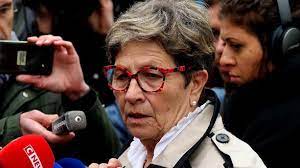 Le médecin de vincent lambert, victime en 2008 d'un accident de la route, a engagé mardi un nouvel arrêt des traitements, rendu possible le 28 juin voyant dans cette décision une folie, ses parents, qui estiment que leur fils est handicapé et doit être placé en établissement spécialisé, ont multiplié les. Vincent Lambert Derriere Le Combat Judiciaire La Bataille Financiere Entre Les Parents Et L Epouse Du Patient Tetraplegique Lci