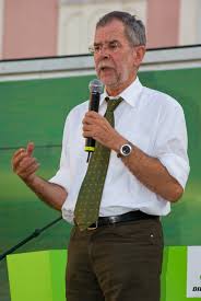 Im wahlkampf nutzt er seine eigene flüchtlingsgeschichte. Fichier Alexander Van Der Bellen Sankt Poelten 20080911a Jpg Wikipedia