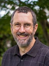 Kate Oswald's Instagram, Twitter & Facebook