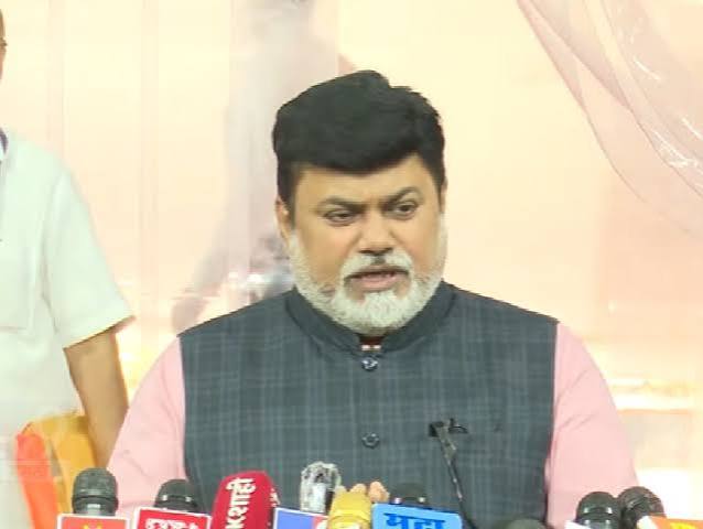 मनोज जरांगे यांच्या सर्व शंकांचे निरसन करू; उद्योगमंत्री उदय सामंत