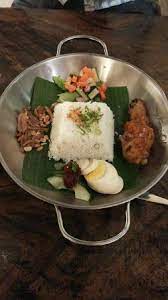 Nasi lemak kopi o ialah sebuah rancangan bual bicara waktu pagi santai malaysia yang disiarkan setiap minggu pada jumaat, sabtu dan ahad pada jam 8:00 hingga 10:00 pagi di tv9, dari 4 april 2008 sehingga 4 mac 2018. Nasi Lemak Picture Of My Kopi O Ciputra World Surabaya Tripadvisor