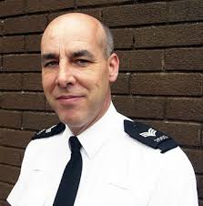 Int suit 2nd ed.indd