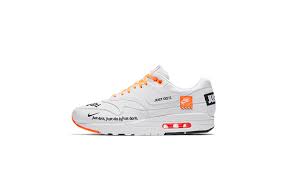 Nike Air Max 1 Just Do It White Sneakin