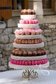 Piece Montee De Macarons De Invitation Au Delice Photo 3 Gateau De Mariage D Automne Gateau De Mariage Vintage Dessert De Mariage
