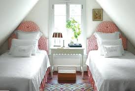 Maximize your bedroom's square footage, create storage space and achieve your dream a small bedroom's main purpose should always be function. Simple Decoration For Small Bedroom Decorpad