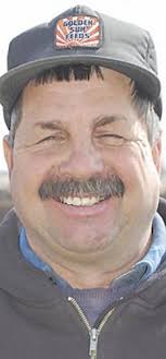 Klug, Columbus Feed honored by Cattlemen Association