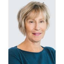 Laura Dunnigan's Instagram, Twitter & Facebook