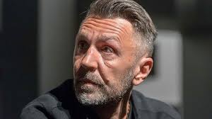 Join facebook to connect with сергей шнуров and others you may know. Sergej Shnurov Zayavil O Razvode S Zhenoj Kommersant Sankt Peterburg