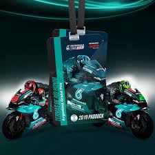 Alessio salucci, per tutti uccio, braccio destro di valentino rossi, ai microfoni di sky sport conferma che la trattativa con petronas è in fase d'arrivo: Petronas Srt Sepangracing On Twitter Srt Motogp Yamaha Racing
