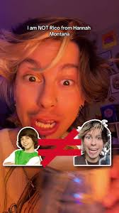 Replying to @Steam Hare THESE ARE MY CONFESSIONS #dyebones  #ricohannamontana #hannahmontana #cheesejerky #greenscreen