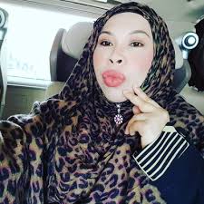 Enggan terlalu melayan perasaannya, datuk seri vida memilih untuk berehat sebentar daripada sebarang aktiviti bagi menenangkan fikiran. Biar Orang Nak Cakap Apa Dilaporkan Sudah Bercerai Ini Respon Suami Datuk Seri Vida