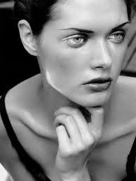 Miami Issue 192, Showcase Dec 2009 magazine