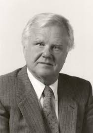 Contributions to the tribute of Victor Martens