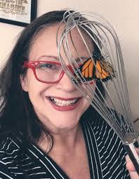 Stefanie Nolan's Instagram, Twitter & Facebook