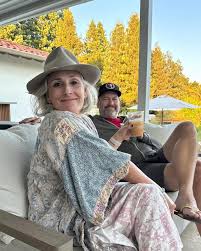 Ricki Lake recalls trying to 'save' late ex-husband from 'psychotic breaks'  before his suicide