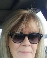 Any chance some clever person could combine these 2 pics of me and my  cousin Everyone says we look alike would be good to get a pic of us both  together 🤞