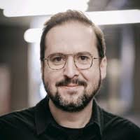 30+ perfiles de «Schachter»