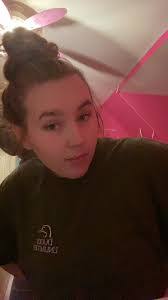 Bethany Comer's Instagram, Twitter & Facebook