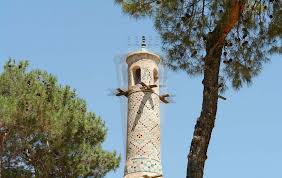Image result for ‫منارجنبان‬‎