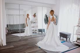 Elegante cocktailkleider sorgen bei festlichen anlässen für einen stilvollen auftritt. Jeune Mariee Brautatelier Saarlouis Bewertungen Fotos Und Telefonnummer