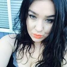 Stephanie Lasley's Instagram, Twitter & Facebook