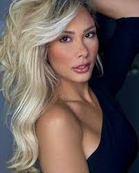 Stephanie Marina's Instagram, Twitter & Facebook