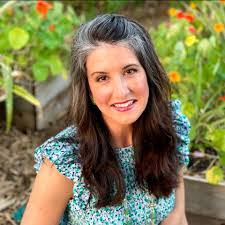 Patty Lindsay's Instagram, Twitter & Facebook