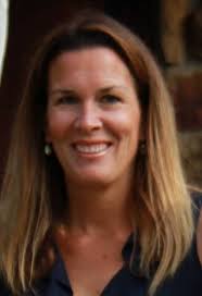 Laura Hartnett's Instagram, Twitter & Facebook