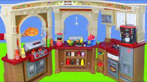 Play kitchens, every single one of my kids absolutely loved making my husband and me their own in fact, i would have to say our diy play kitchen is definitely one of the most useful toys in our house. Cozinha Brinquedos Pretend Play Cooking With Kitchen Play Set And Food Toys Youtube