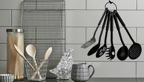 Create crisp and clean cooking spaces with new refrigerators, freezers, ice makers, ovens, dishwashers, microwaves and more.strengthen your cooking skills with small appliances like blenders, juicers, toasters, mixers and slow cookers. Online Shopping Sites For Kitchen Appliances In India By Yoo Homz Medium