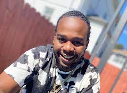 If the bomber nah go, me nah go nowhere she lift the meat up and she out here! Teejay Cuts Very First Birthday Cake At Age 26 The Tropixs