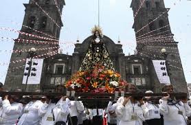 Con el empate a cero goles logrado ante el santos laguna, el equipo de la franja llegó a 28 unidades. Procesion De Viernes Santo De Puebla La Mas Grande De America Latina Megalopolis