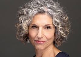 Pin By Iza On Hair In 2020 Curly Hair Styles Naturally Curly Hair Styles Hair Styles For Women Over 50